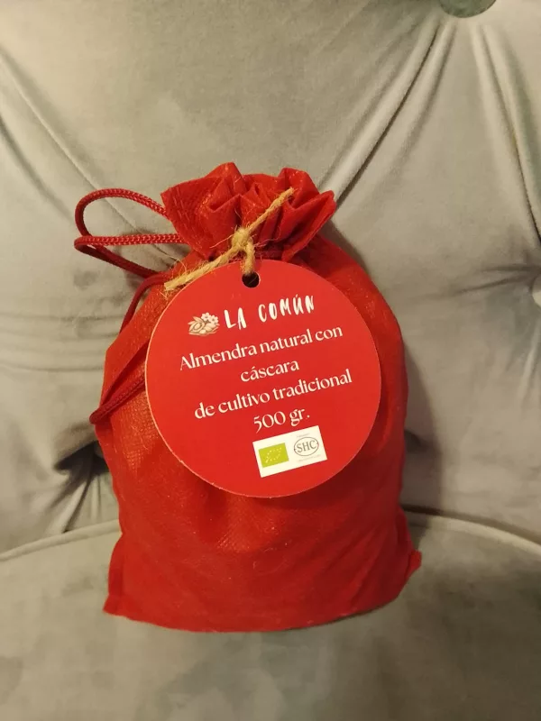 Almendra natural con cáscara LA COMÚN ecológica de cultivo tradicional 500gr.